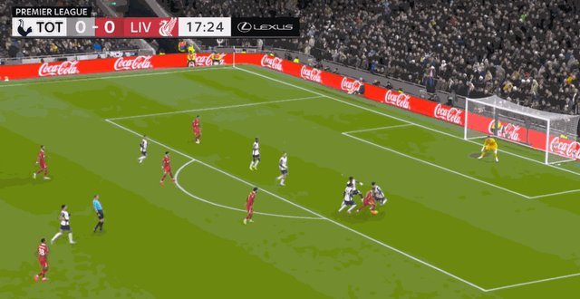 1734894678750024644.gif 萨拉赫横梁.gif